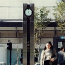 アトリオ前・H銀行時計塔（クリックで拡大）